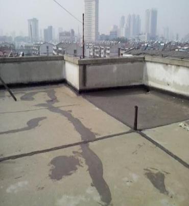 定襄漏水维修 楼顶漏水是什么原因，楼顶漏水维修方法是什么?