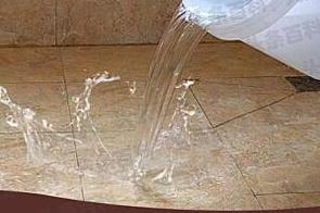 定襄漏水维修 免砸砖防水材料该如何施工